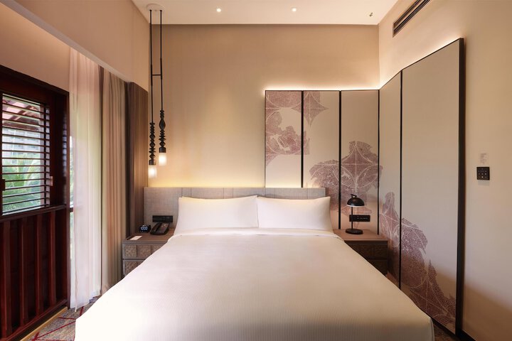 Room 30 of 129