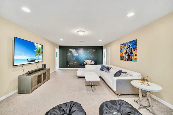 Room 2 of 15