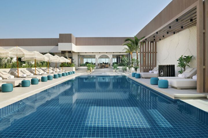 Pool 65 of 120