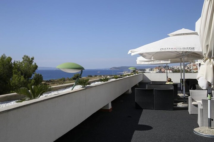 Terrace/Patio 42 of 49