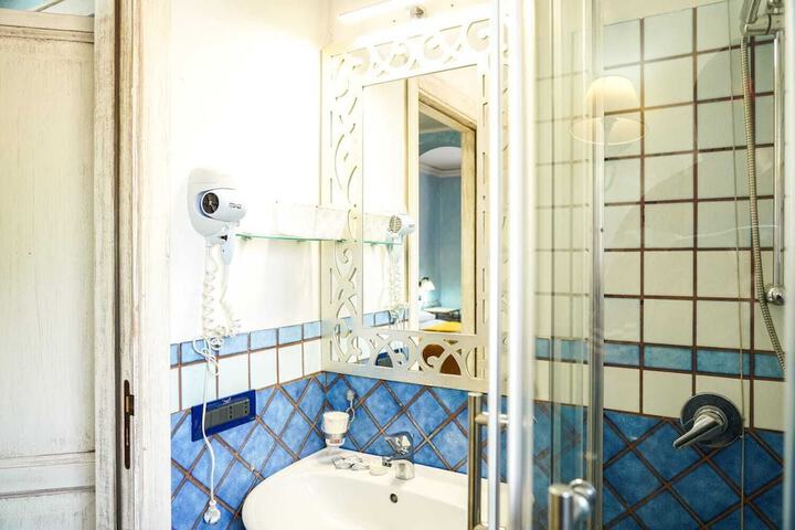 Bath Interior