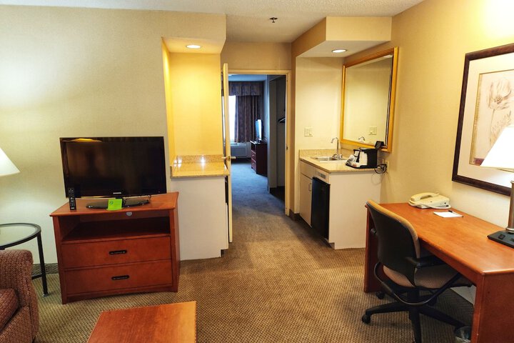 2 Double Beds 1 Bedroom Suite (17 of 22)