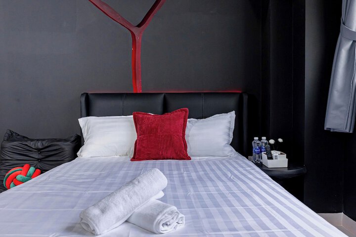 Room 45 of 107