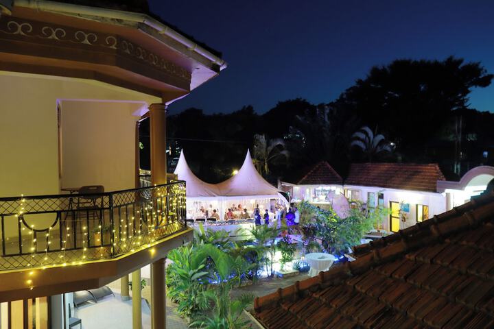 Mowicribs Hotel & Spa