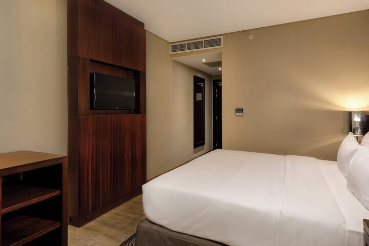 Room 7 of 41