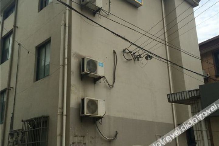 Hotel 2 of 3