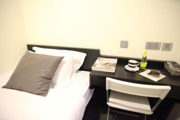 Room 18 of 30