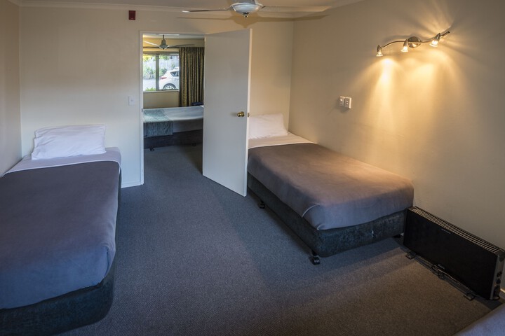 Room 12 of 31