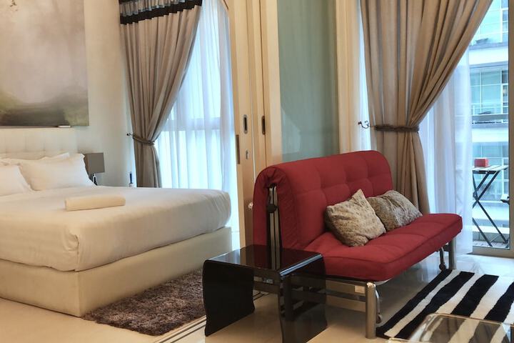 Room 10 of 53