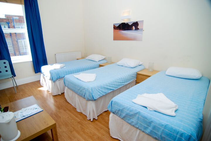 Room 10 of 39