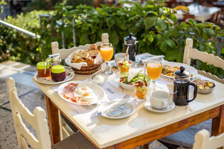 Breakfast/Coffee Service 15 of 46