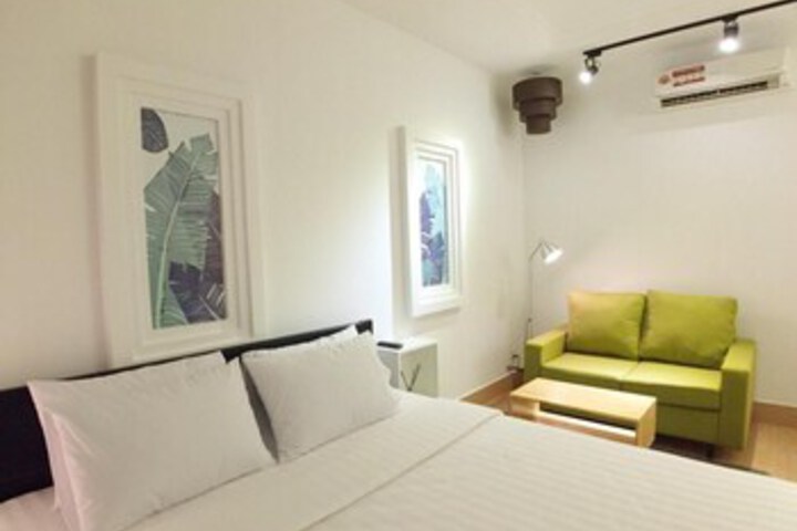 Room 55 of 180