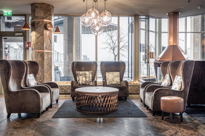 Lobby Entry
