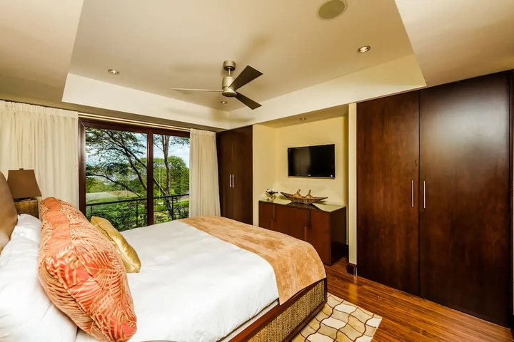 Casa Pericos 5 Br home in Peninsula Papagayo by RedAwning