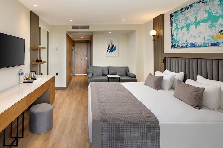 Room 32 of 189