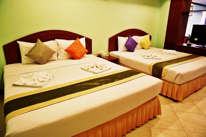 Room 14 of 72