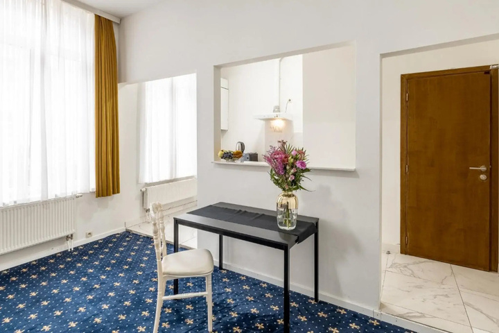 Room 2 of 12