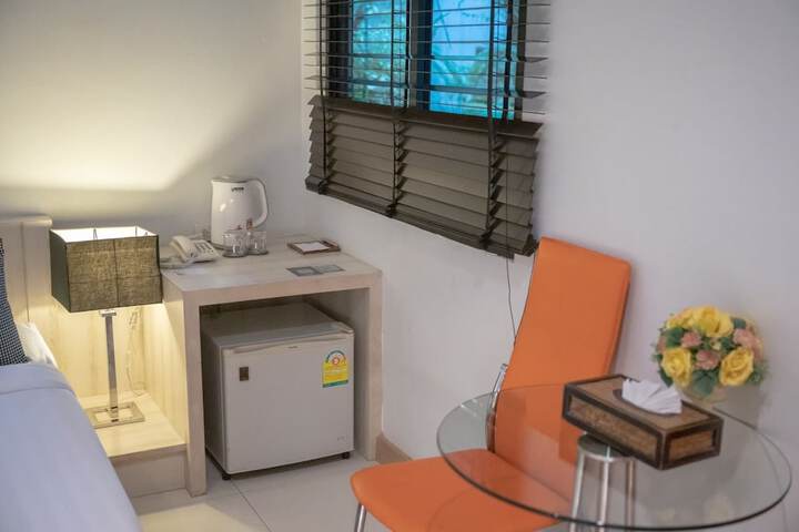 Room 26 of 194