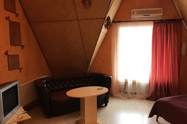 Room 14 of 39