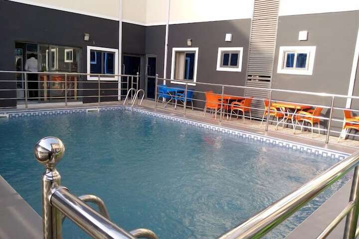 Pool 16 of 43