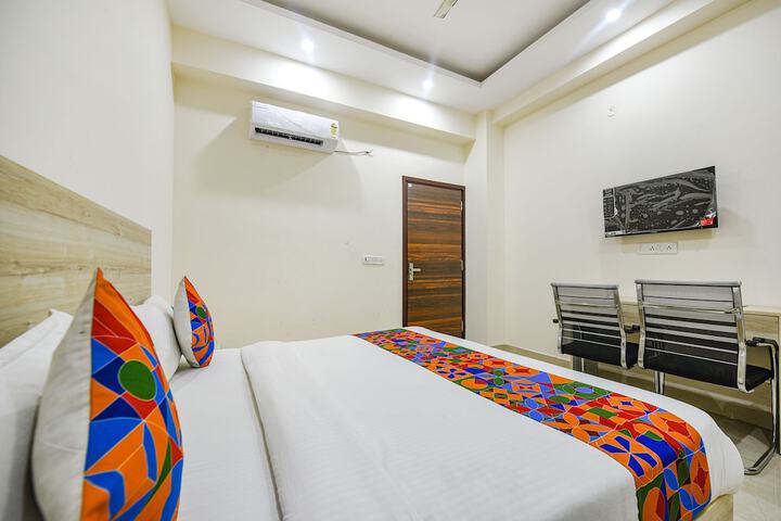 Room 19 of 27