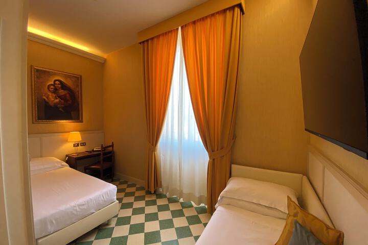 Room 64 of 180