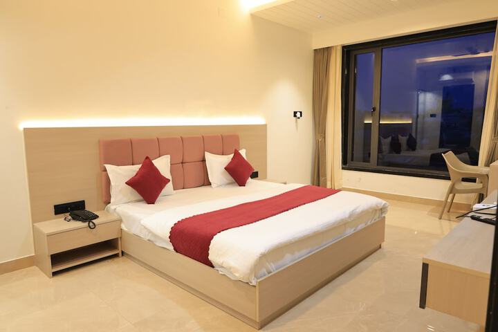 Room 8 of 56