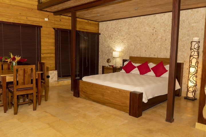 Room 2 of 20