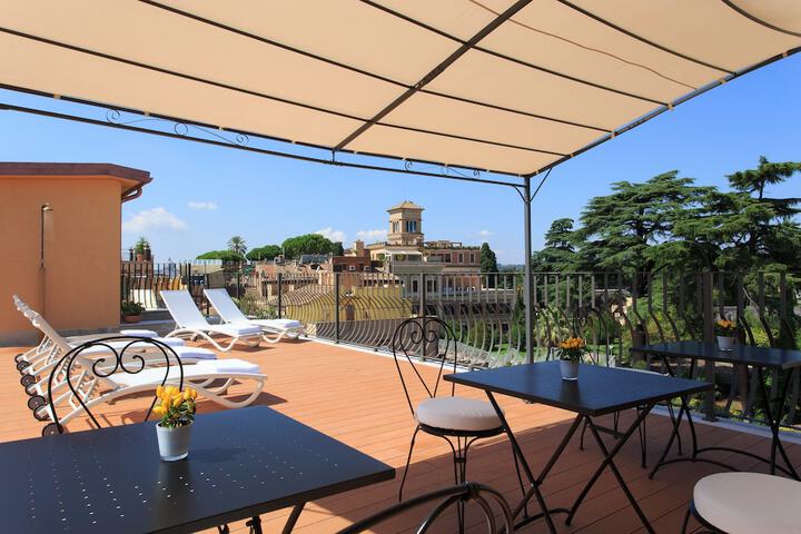 Sundeck 79 of 83