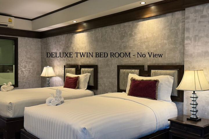 Room 10 of 62