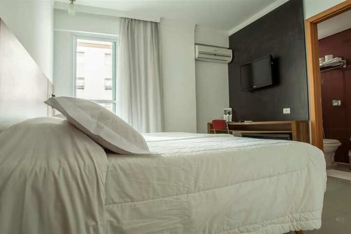 Room 3 of 19