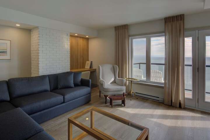 Room 22 of 48