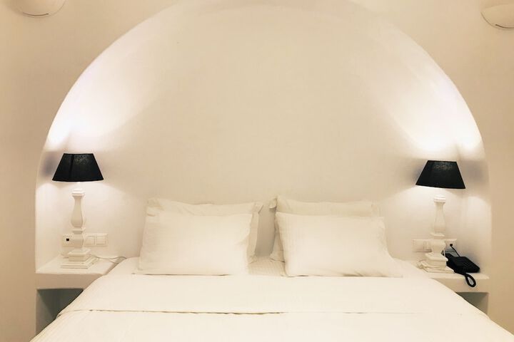 Room 28 of 106