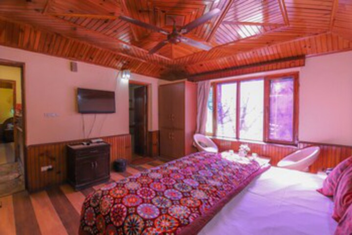 Room 21 of 23