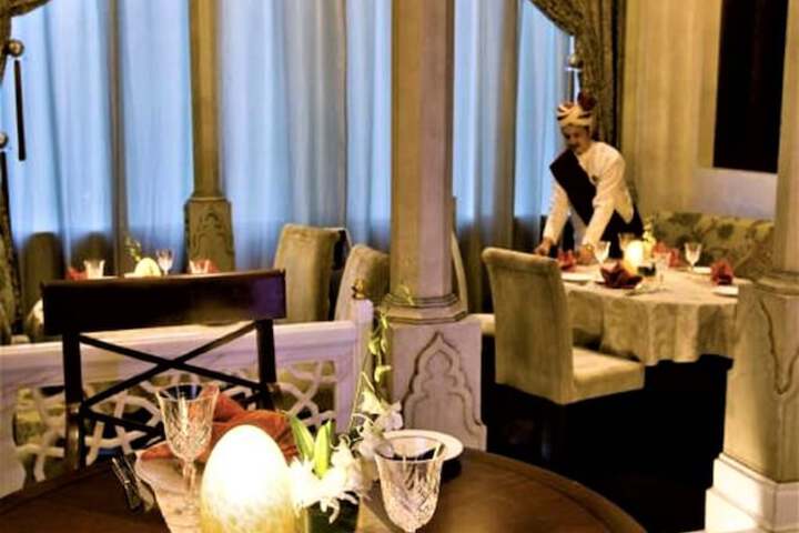 Dining 78 of 136