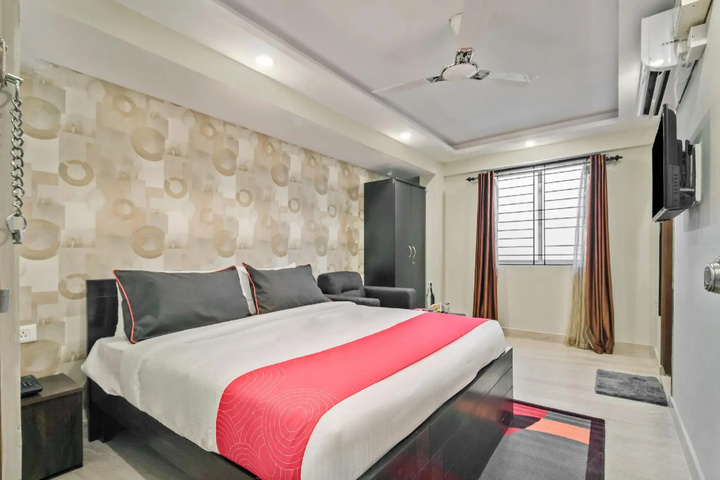 Room 3 of 15