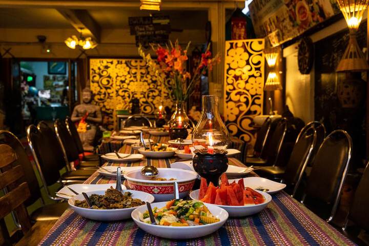 Dining Photos