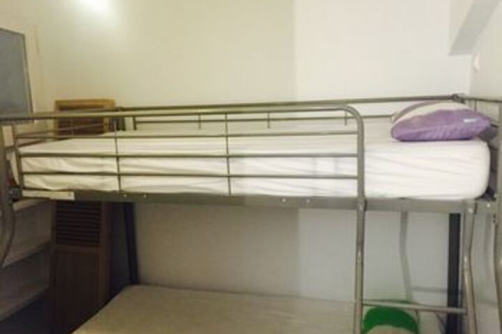 Room 93 of 309