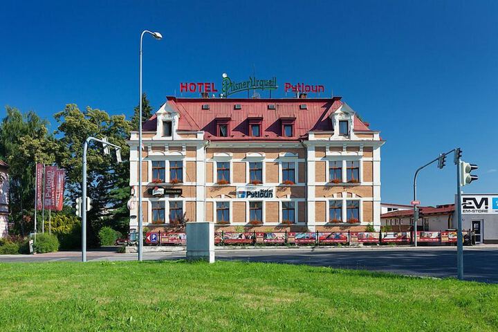 Hotel 31 of 33