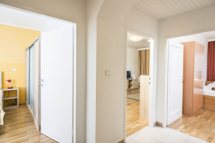 Room 10 of 235