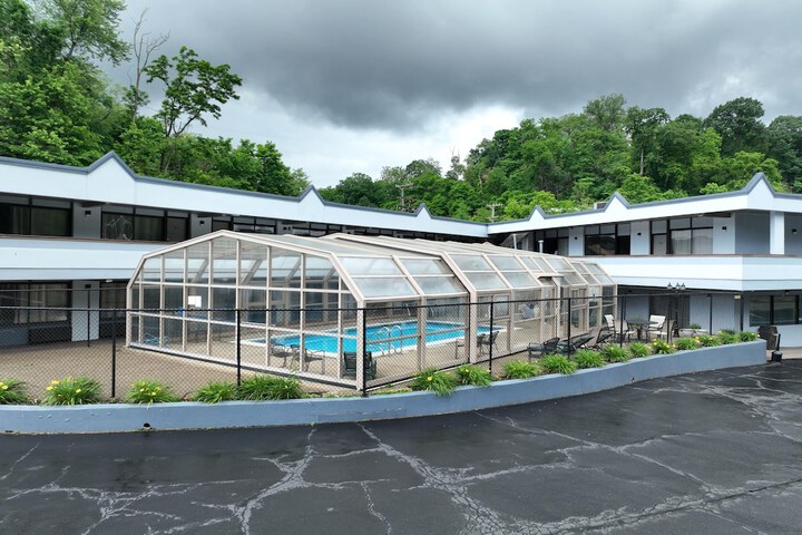 Hotel with Pool