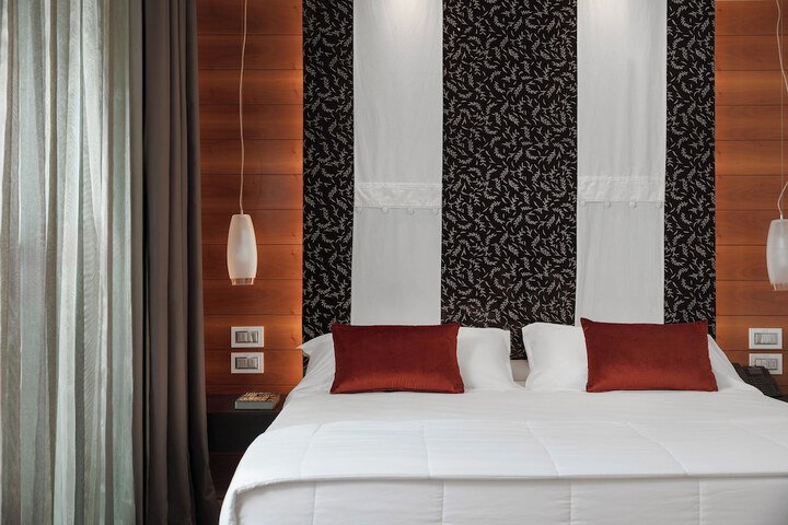 Room 54 of 180