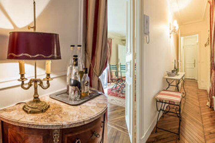 Room 50 of 170