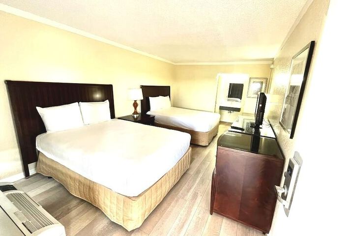 Comfort Double Room (4 of 5)