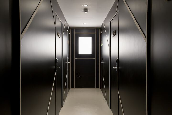 Room 11 of 71