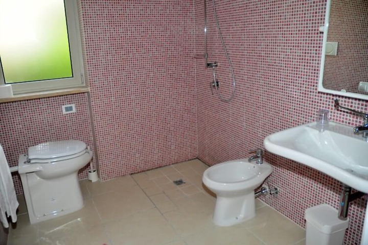 Room 45 of 62