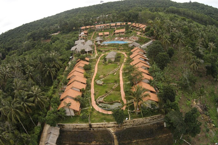 Hotel 140 of 147