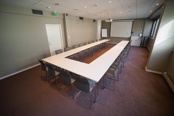 Meeting 52 of 53