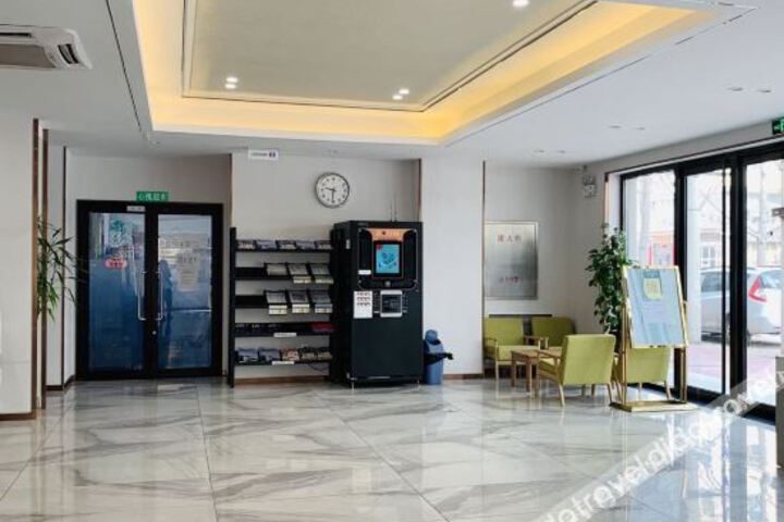 Hotel Interior 8 of 14