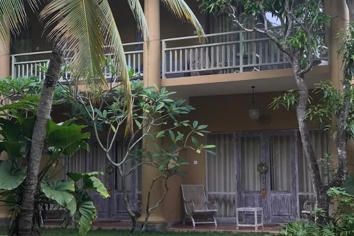 Hotel 37 of 38